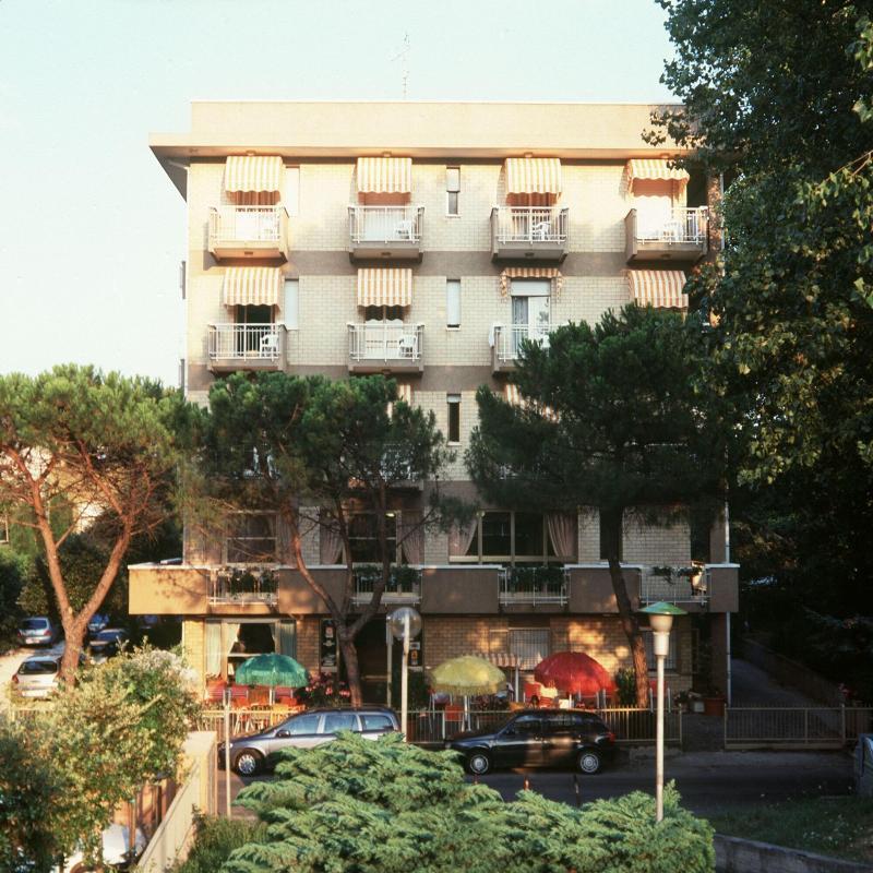 Hotel Marselli Rimini Bagian luar foto