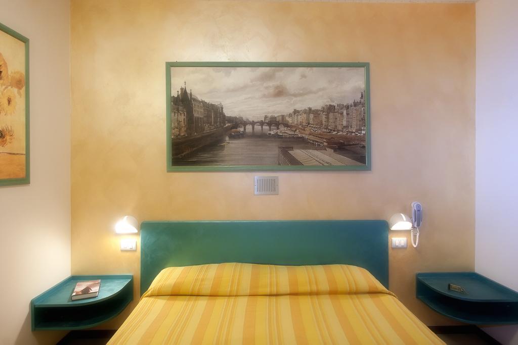 Hotel Marselli Rimini Bagian luar foto